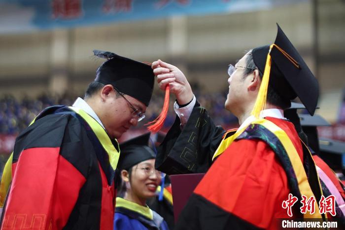 南京航空航天大学毕业证样式
